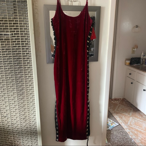 Vatanika xRevolve Red Velvet Lace-up MIDI dress NWT - Picture 4 of 6